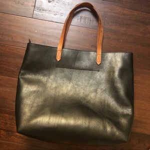 NWOT Madewell transport tote BLK w brown handles
